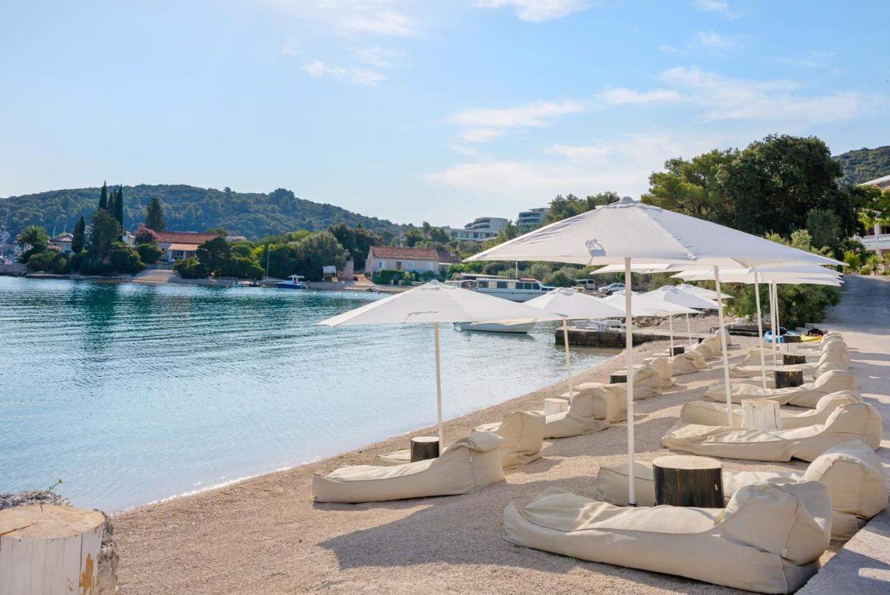 Tara'S Lodge Zrnovo Екстер'єр фото